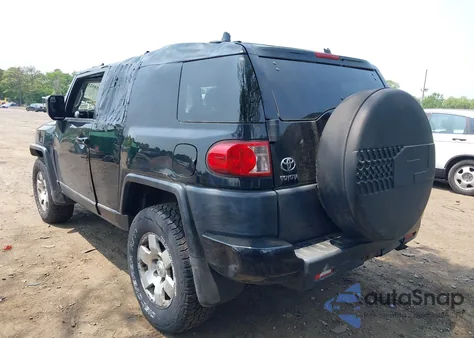 2007 Toyota Fj Cruiser from USA, damaged, VIN JTEBU11F770023402